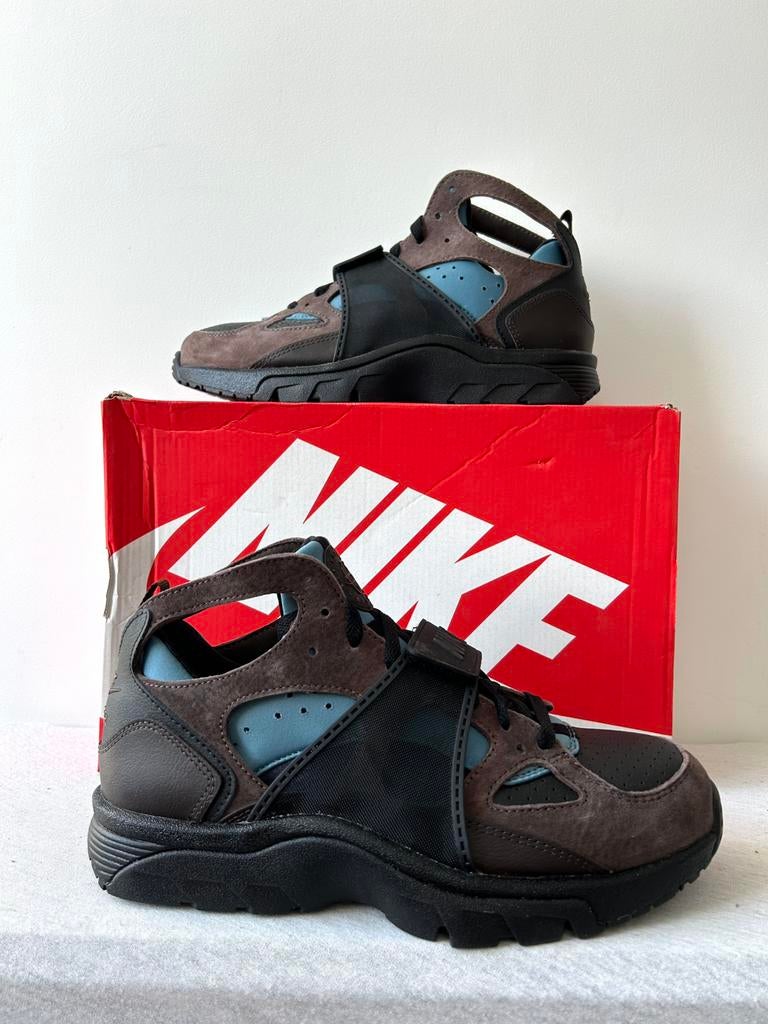 Nike Air Trainer Huarache Baroque Brown Black (EU 43), Overige kleuren, Nike, Nieuw, Ophalen of Verzenden