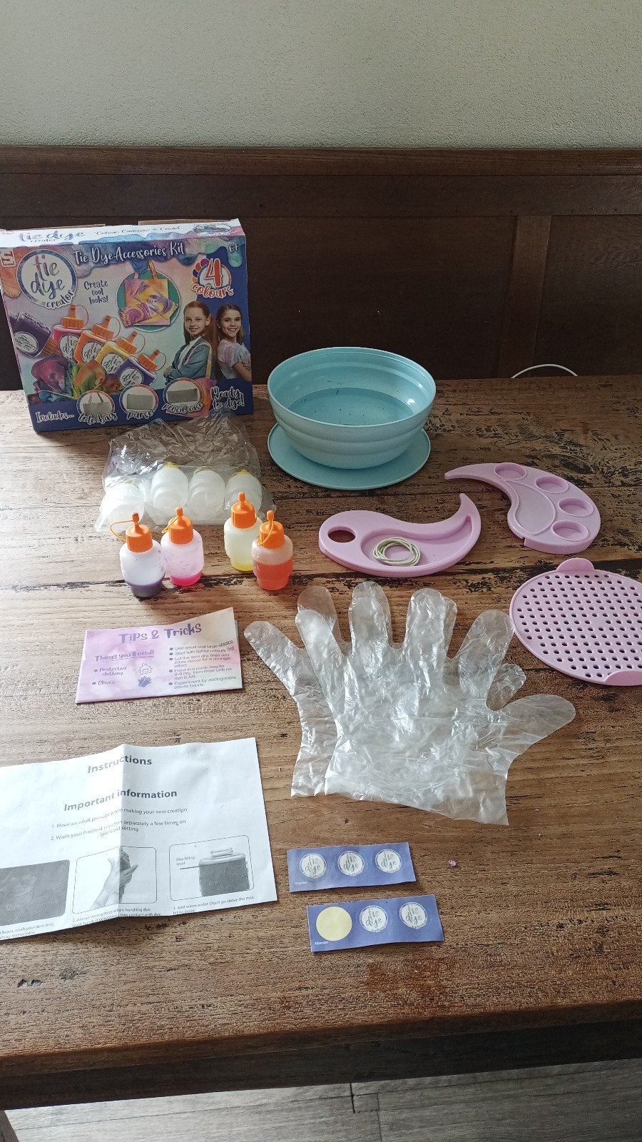Tie dye set, Hobby en Vrije tijd, Knutselen, Meerkleurig, Ophalen of Verzenden, Zo goed als nieuw, Kunststof