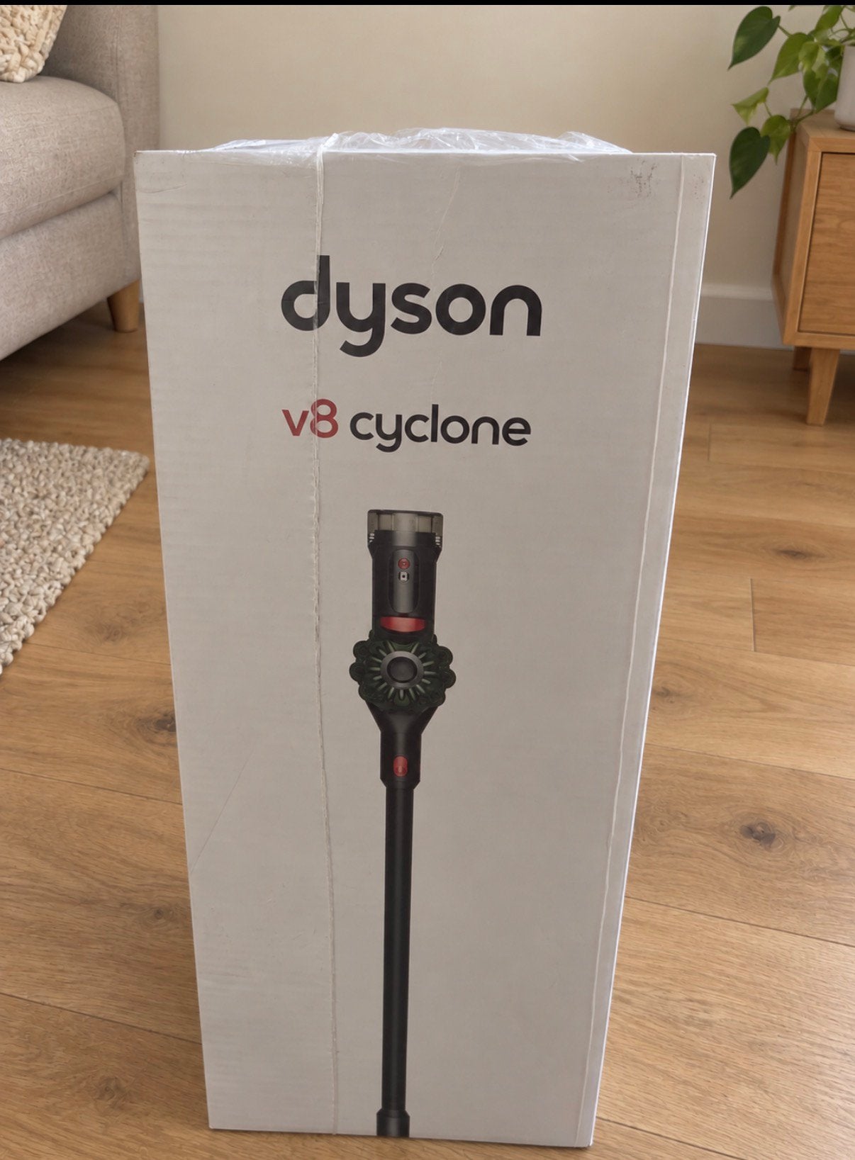Dyson V8 cyclone Nieuw in doos, Witgoed en Apparatuur, Ophalen of Verzenden, Zo goed als nieuw