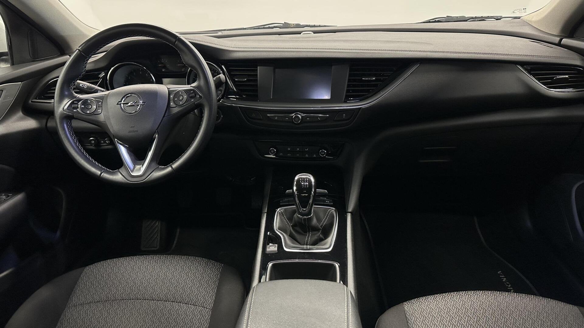 Opel Insignia Grand Sport 1.5 Turbo Edition TREKHAAK ECC NAV, Voorwielaandrijving, Stof, Gebruikt, 4 cilinders