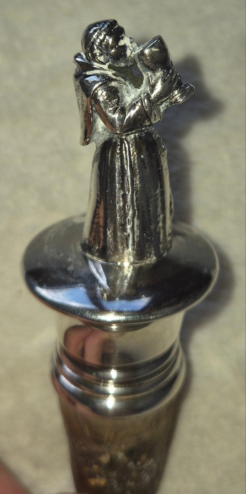Vintage metalen flessenstop / sierkurk – Drinkende Monnik, Ophalen of Verzenden