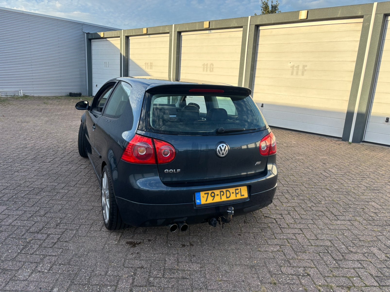 Volkswagen Golf 2.0 FSI 110KW 3D 2004 Blauw, Auto's, Voorwielaandrijving, 4 cilinders, 1984 cc, Blauw
