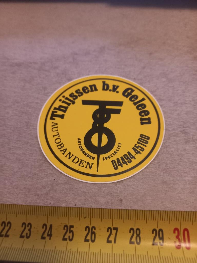 Thijssen bv geleen banden, Ophalen of Verzenden, Zo goed als nieuw
