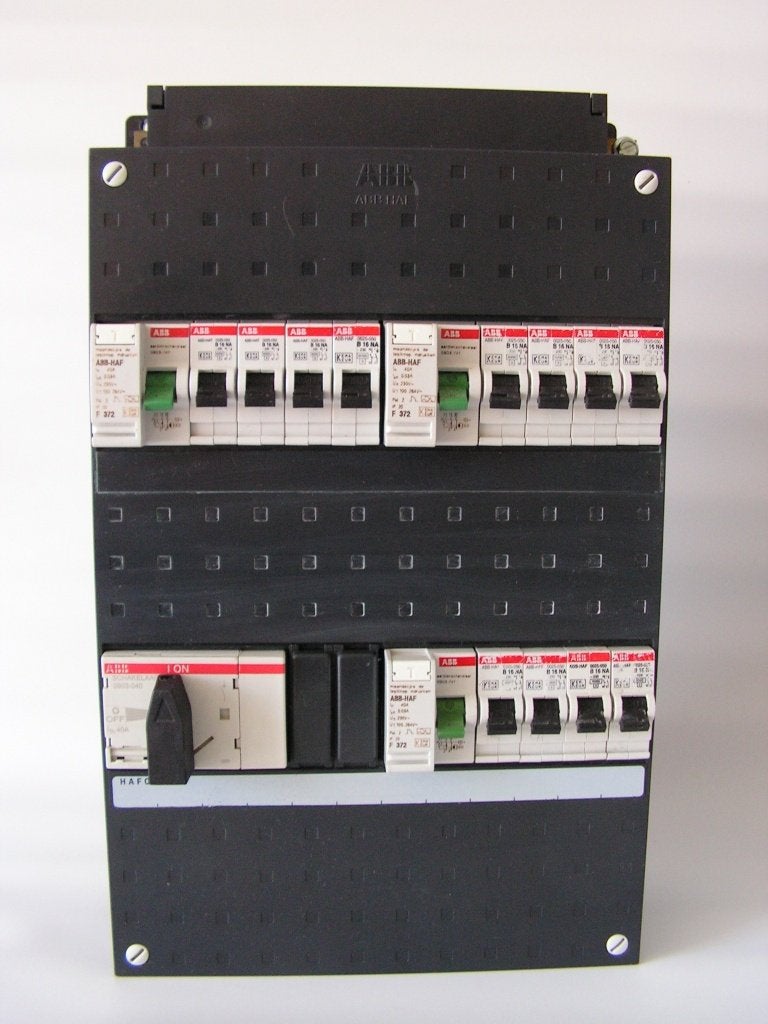 ABB busboard 3-fase groepenkast ( 12 groepen ), Doe-het-zelf en Verbouw, Ophalen of Verzenden, Gebruikt, ABB, Overige typen