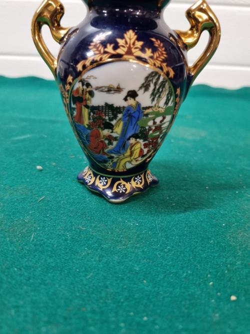 Vaasje met blauwe deksel aziatische afbeelding, Ophalen of Verzenden, 'T Olde Gre-j, Info@toldegrej.nl, Endepoelstraat 20f Didam