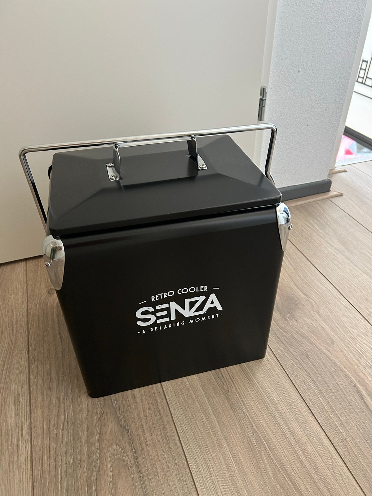 Senza Retro Koelbox Zwart - Perfect voor picknicks!, Ophalen, Zo goed als nieuw, Koelbox, Koelelement