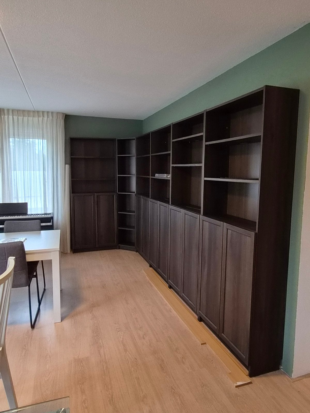 Billy Boekenkast - 2 grote kasten over!!, Ophalen, Met deur(en), 200 cm of meer, Zo goed als nieuw