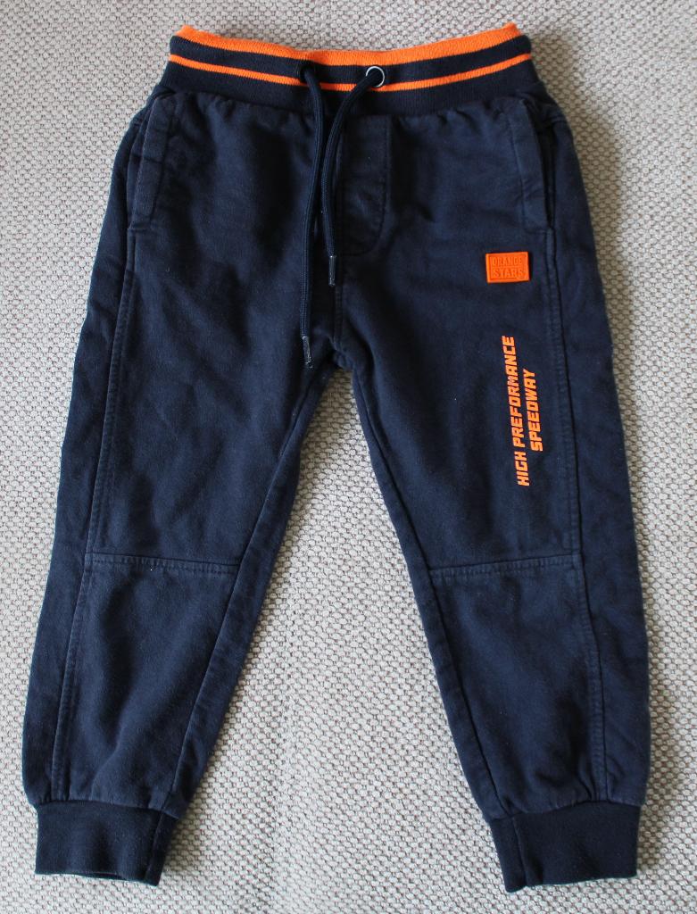 Joggingbroek van Orange Stars 92, Kinderen en Baby's, Kinderkleding | Maat 92, Broek, Gebruikt, Ophalen of Verzenden, Jongen