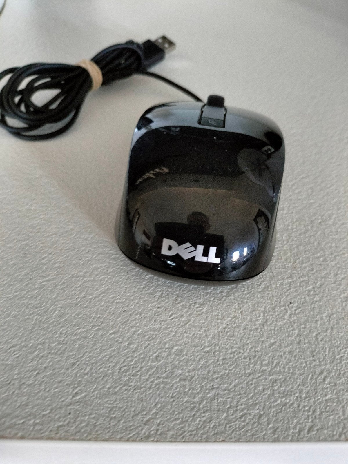 DELL J 660 USB OPTISCHE MUIS, Computers en Software, Muizen, Ophalen of Verzenden, Rechtshandig