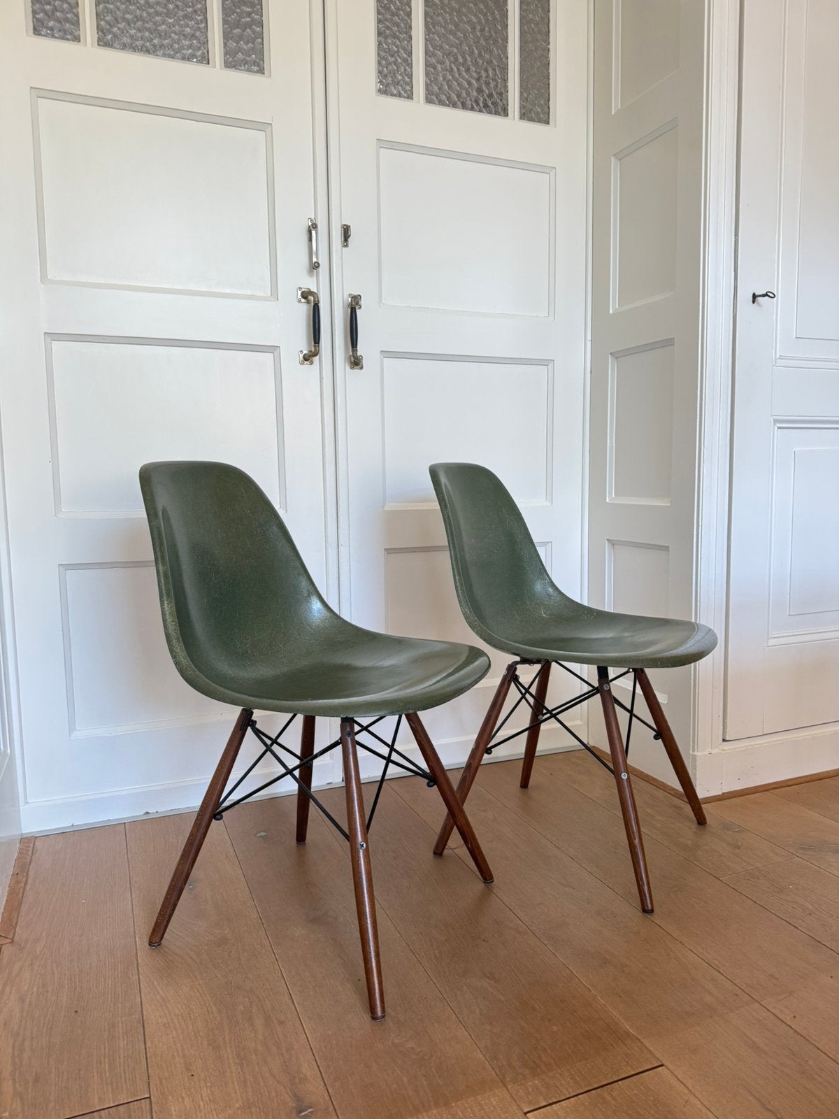 Vintage Eames vitra herman miller glasvezel kuipje dsw groen, Ophalen, Twee, Overige kleuren, Design
