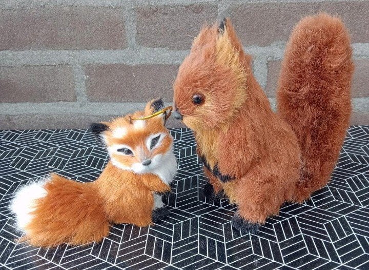 Schattige decoratieve eekhoorn en vos figuurtjes, Ophalen, Zo goed als nieuw, Beeldje of Figuurtje
