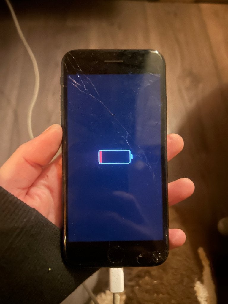 iPhone 7 met kapot scherm, werkt perfect, 70 %, Zwart, Refurbished, Ophalen of Verzenden