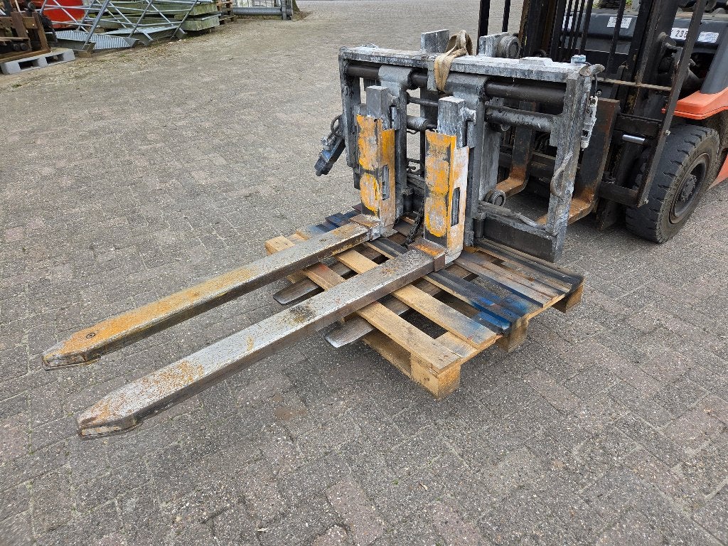 Vorkversteller / sideshift , Capaciteit 4000 kg, Doe-het-zelf en Verbouw, Ophalen, Zo goed als nieuw