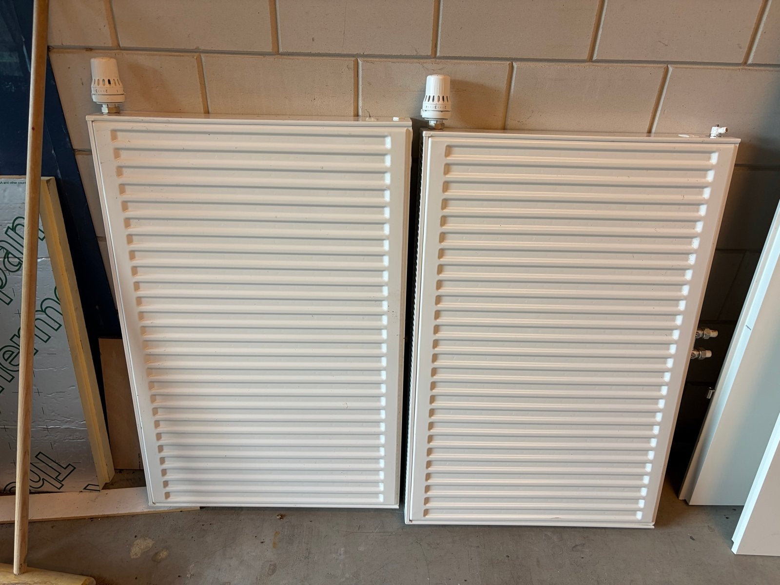 2x Radson Radiator met Danfoss thermostaatkraan, Ophalen, Radiator, 60 tot 150 cm, 80 cm of meer