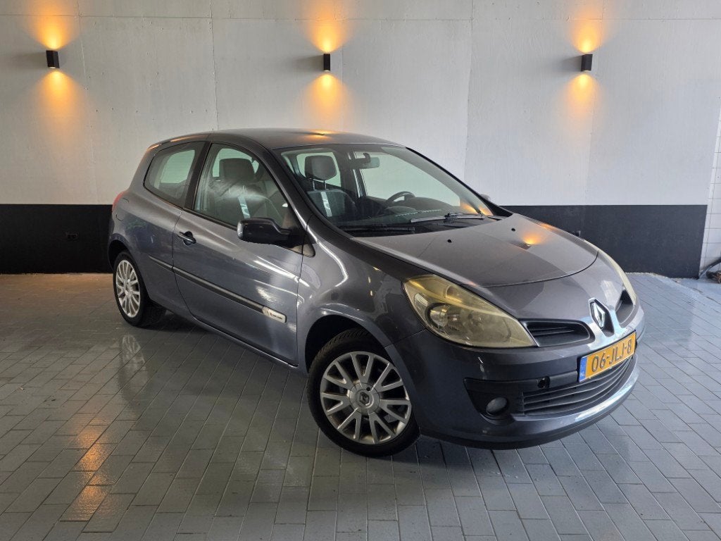 Renault Clio 1.2 TCE Rip Curl/apk, Auto's, Gebruikt, Blauw, 49 €/maand, Origineel Nederlands