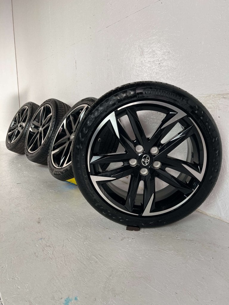 Originele Toyota CH-R velgen 19" 5x114.3 zomer 6mm CCX, Gebruikt, Banden en Velgen, Niet ingevuld, Ophalen of Verzenden