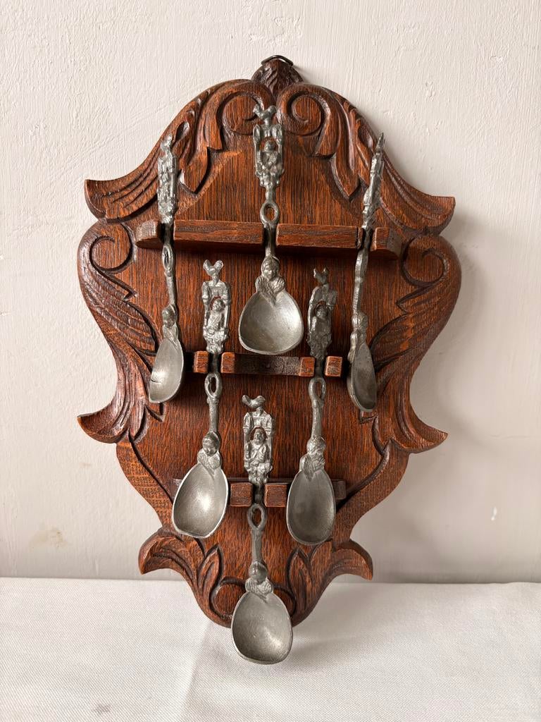 Houten lepeltjesrek met tinnen lepeltjes, Ophalen of Verzenden