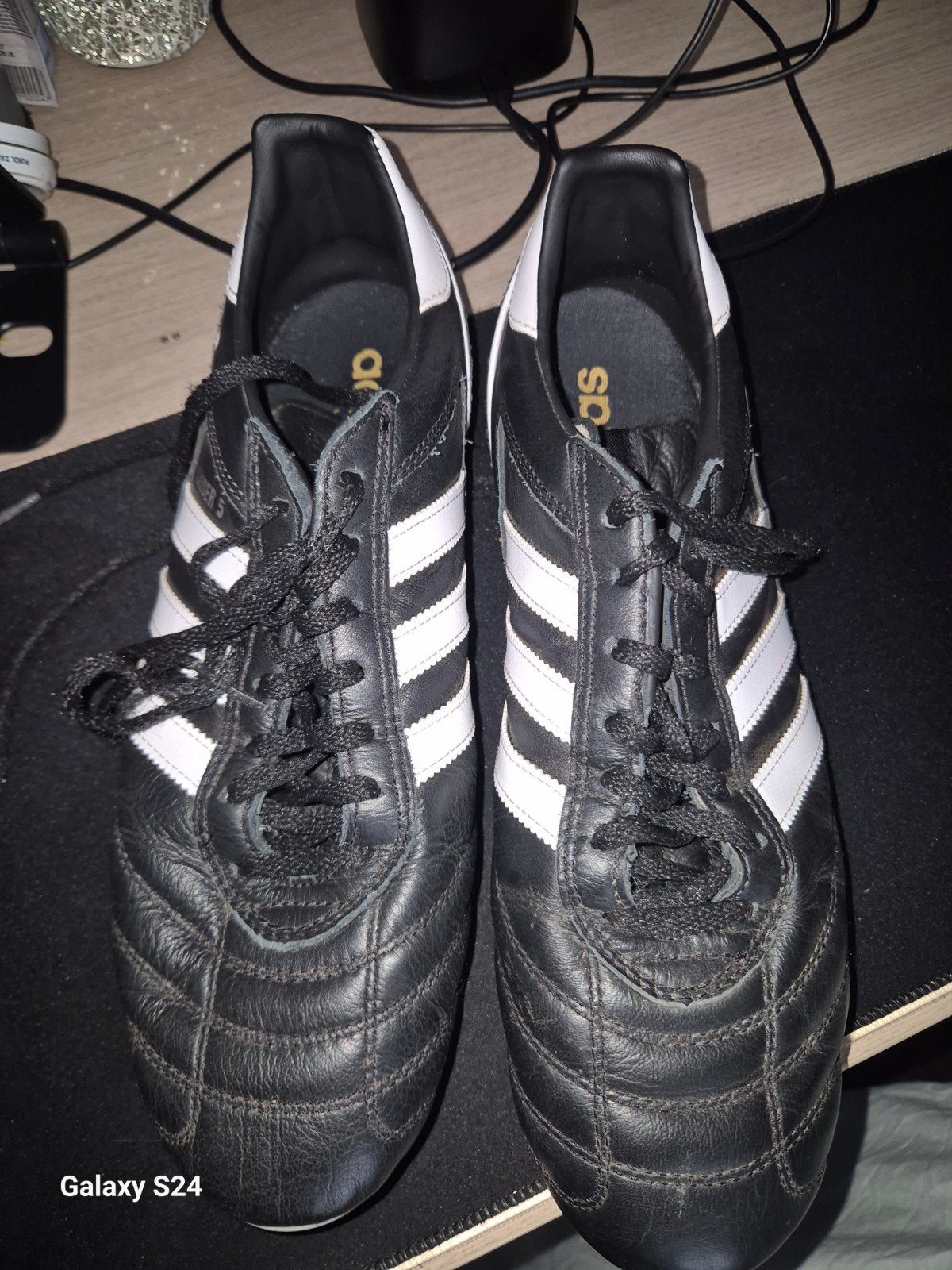 Adidas Kaiser 5 voetbalschoenen - Maat 45, Ophalen of Verzenden, Gebruikt, Schoenen