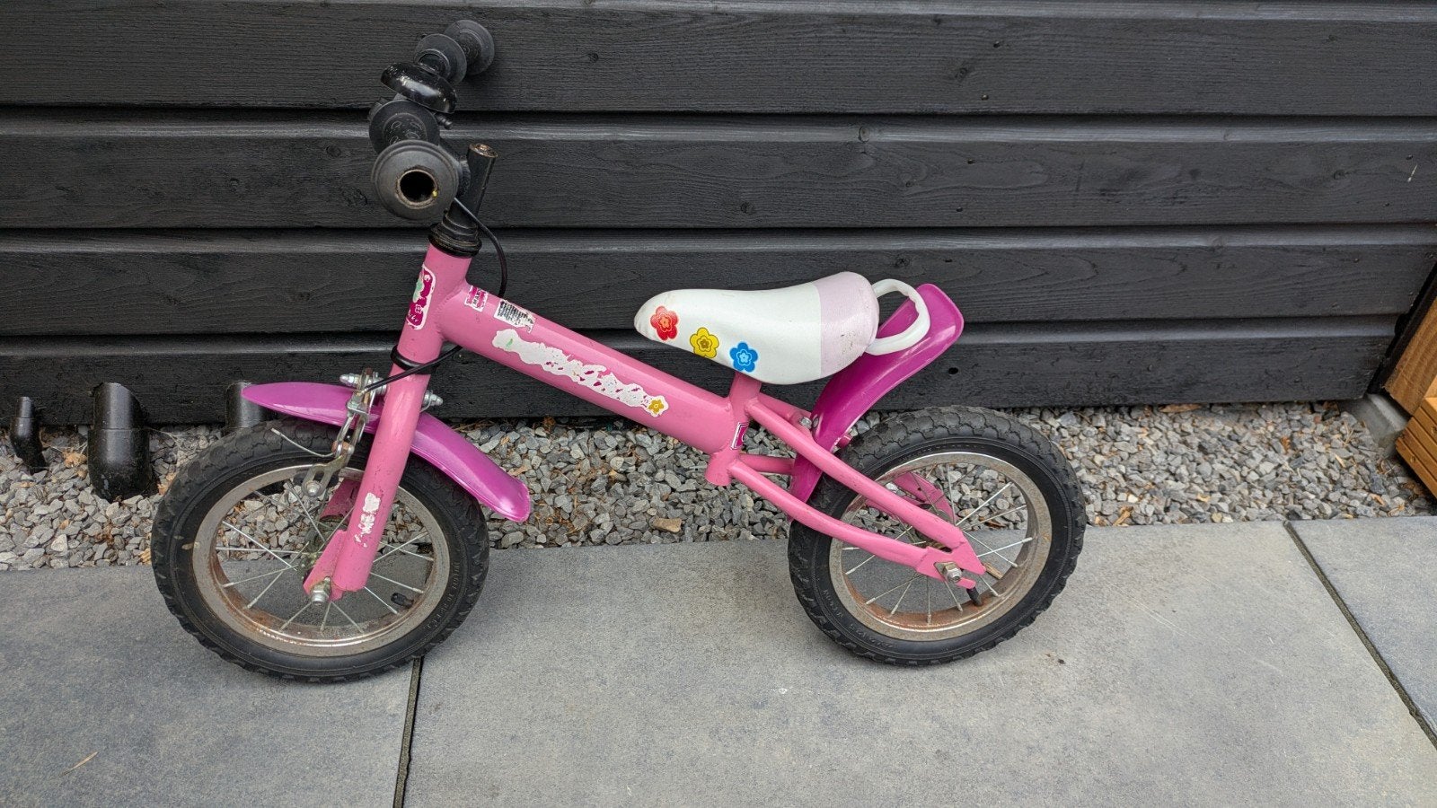 Roze loopfiets 12,5 inch, zithoogte verstelbaar (ca. 40cm), Ophalen, Gebruikt, Minder dan 16 inch