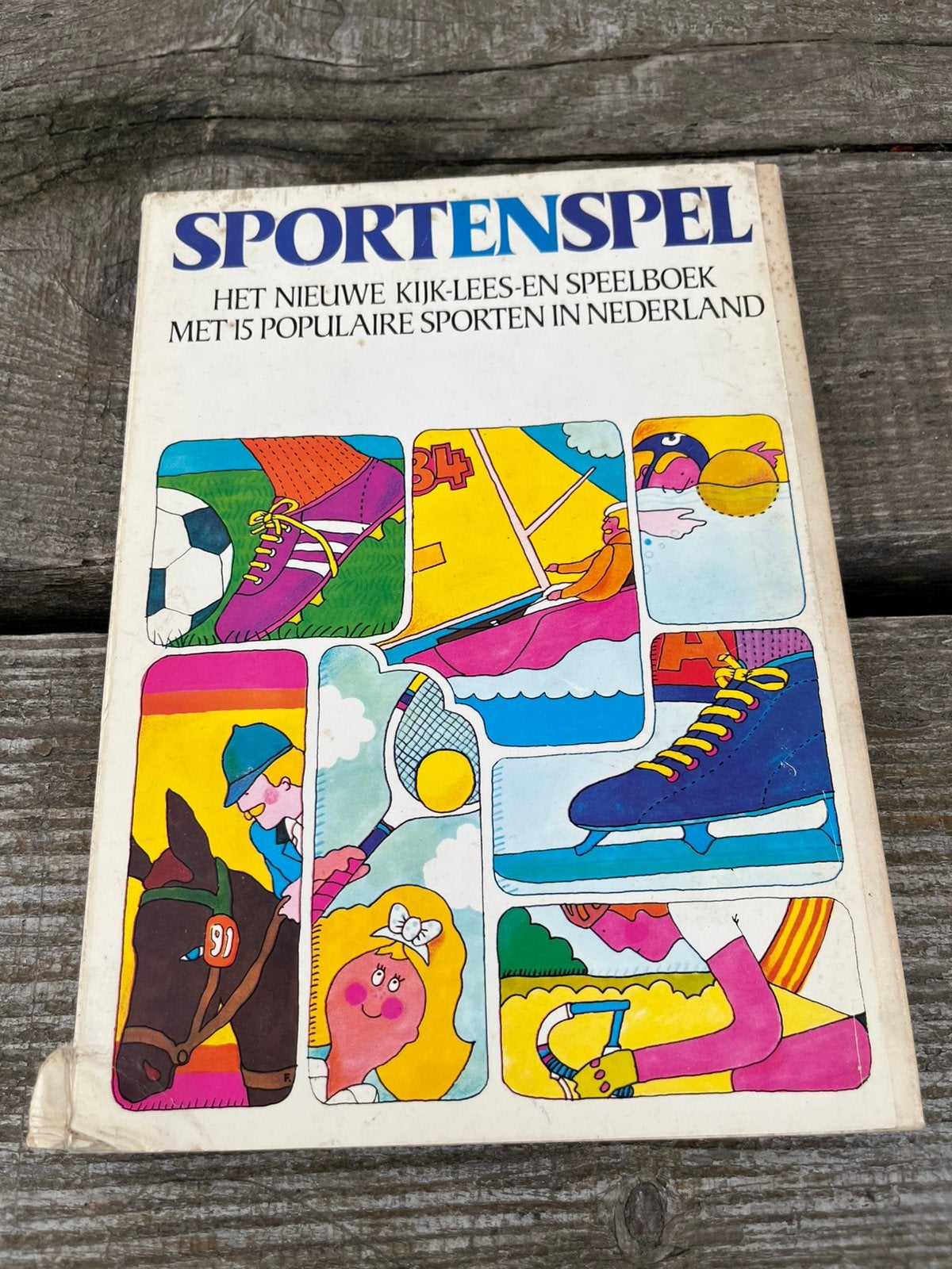 Boek olympische spelen NOC sportenspel €7, Ophalen of Verzenden, Gebruikt