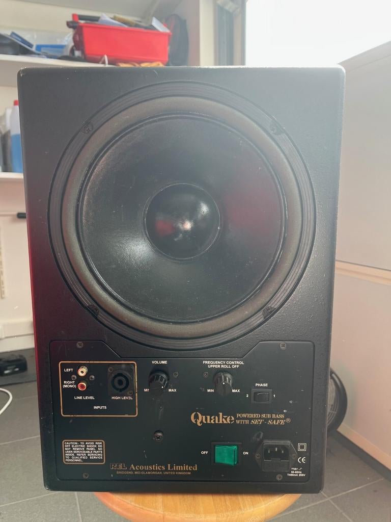 REL Quake subwoofer met orig boekjes en REL speak-on kabels, 70 watt of meer, Overige spelers, Ophalen, Overige merken