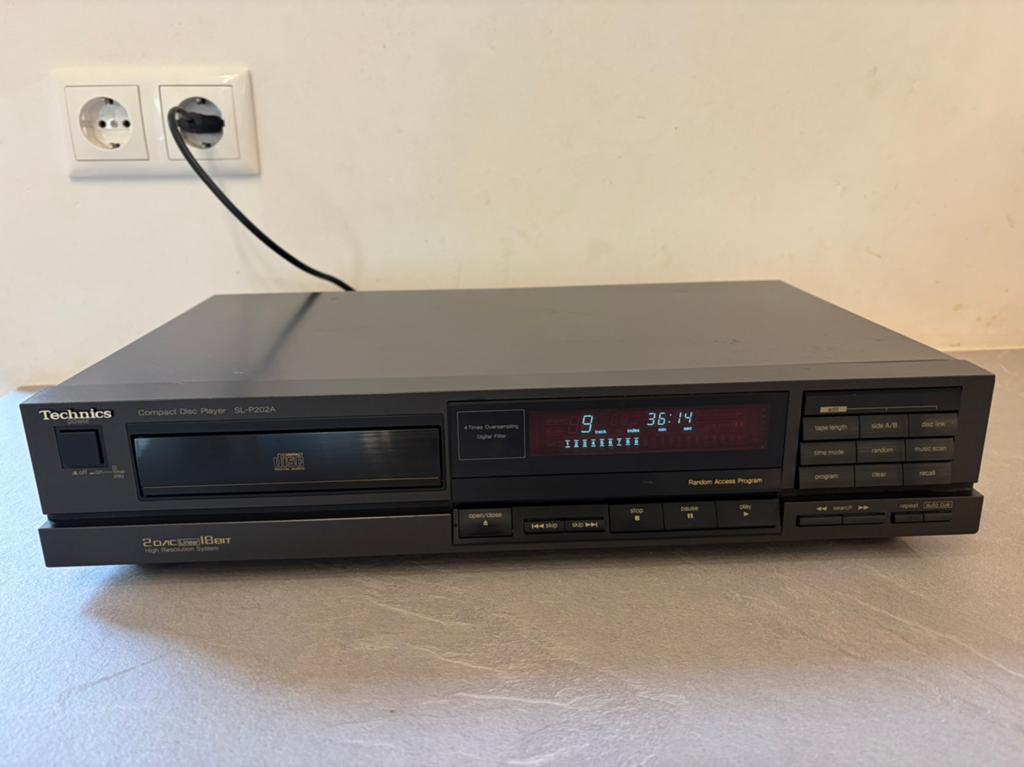 Technics Sl-P202A cd speler izgst., Ophalen of Verzenden, Zo goed als nieuw, Technics