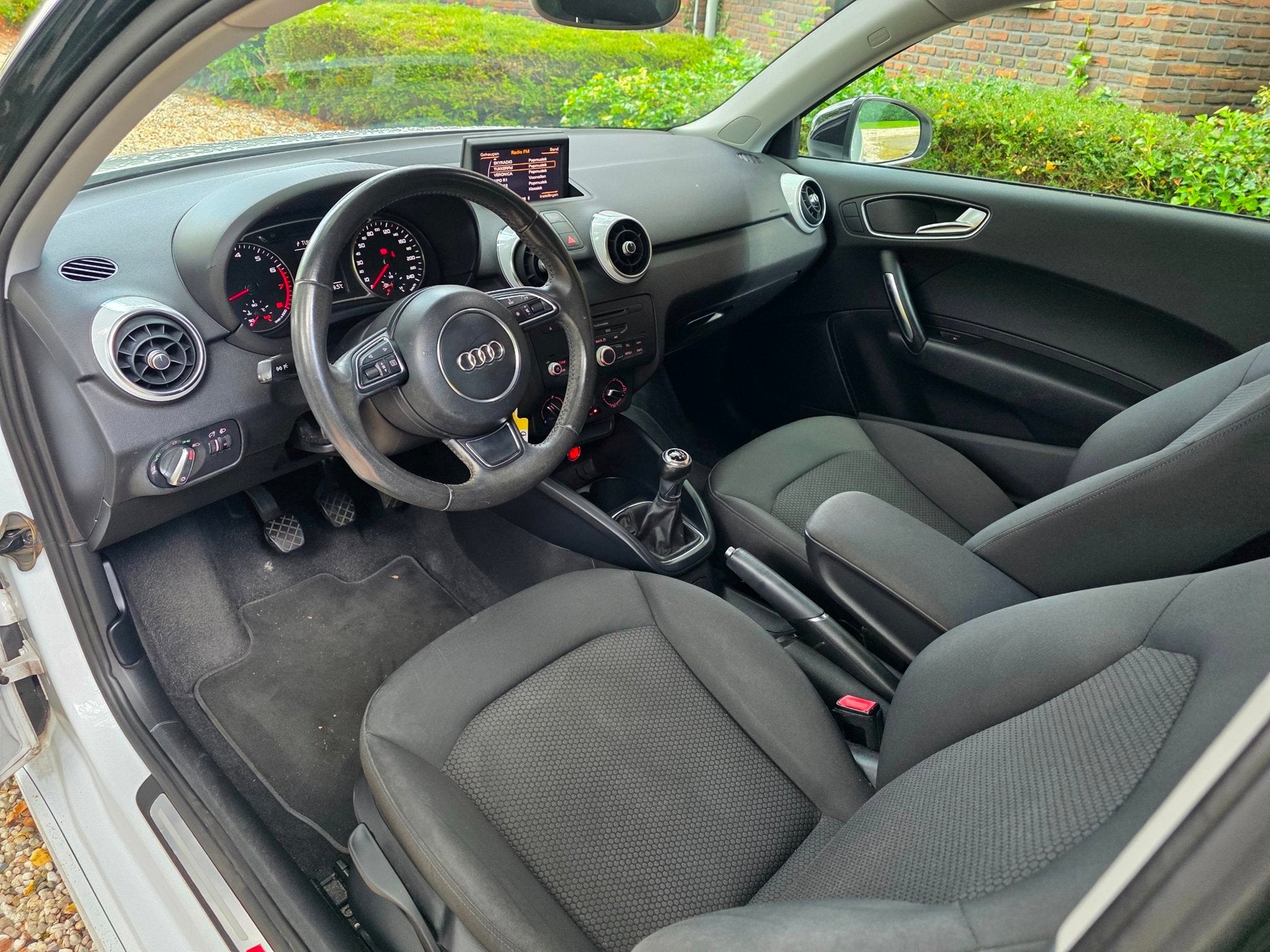 Audi A1 1.2 TFSI S-line AIRCO/cruise, Voorwielaandrijving, Euro 5, 86 pk, 4 cilinders