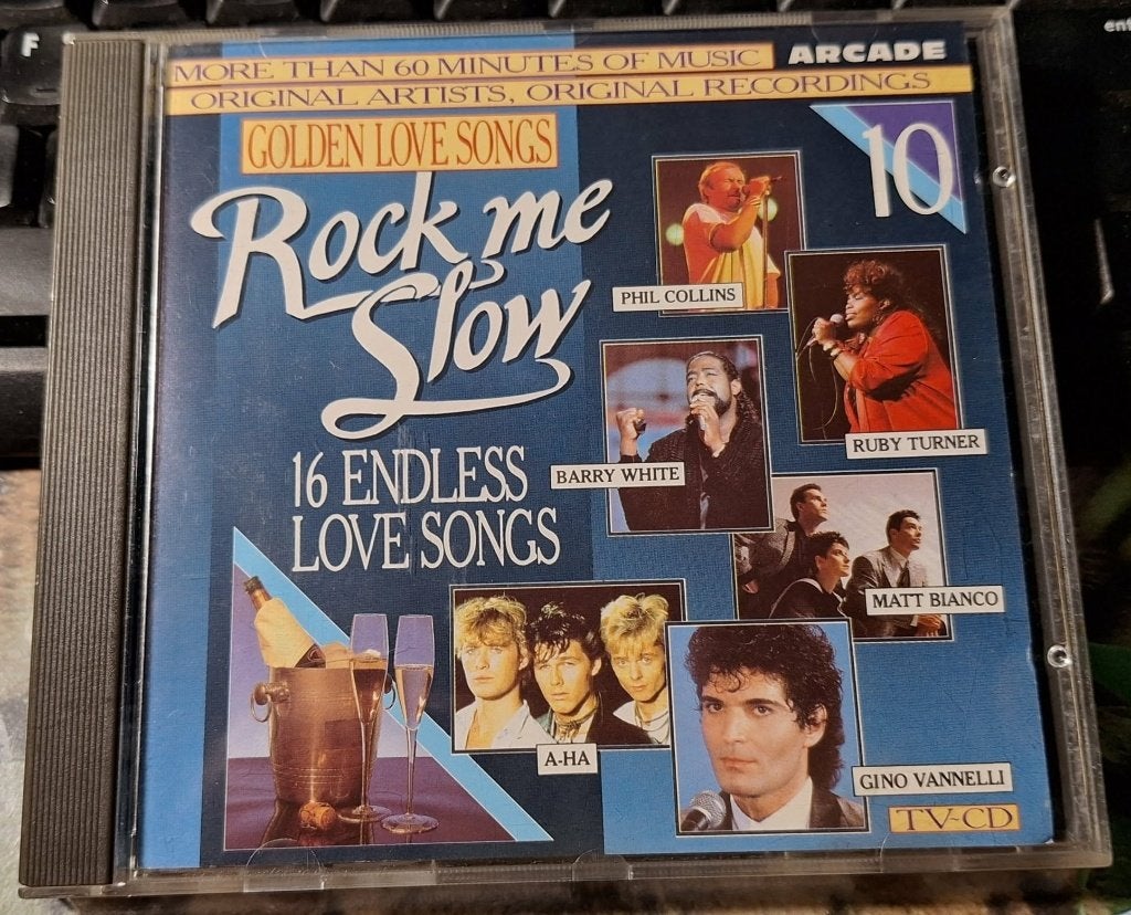 De originele CD Golden Love Songs Volume 10 - Rock Me Slow., Ophalen of Verzenden, Zo goed als nieuw, Verzamelalbum, Pop