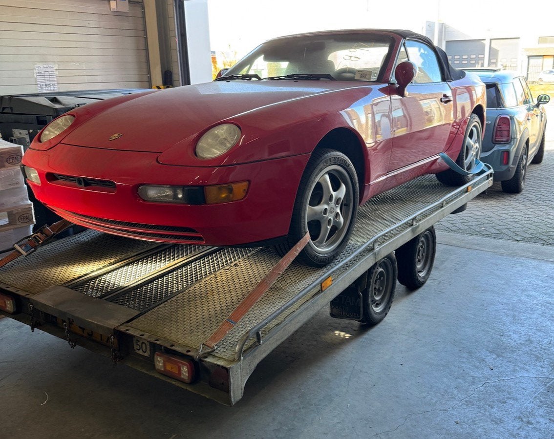 Porsche 968 cabrio zonder motor 1995, Zwart, Cabriolet, Handgeschakeld, Particulier