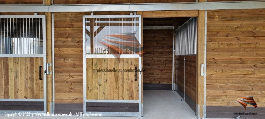 Staldeuren | Paardenstallen & Paddockdeuren - Schuifpoorten, Opfok