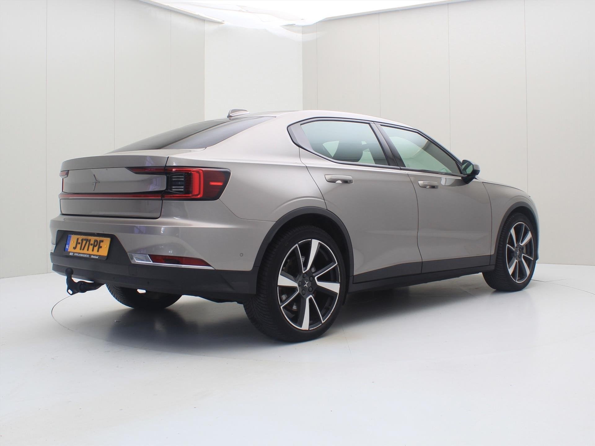 Polestar 2 Long Range Dual Motor 408pk Launch Ed. 94,39% SoH, Auto's, Automaat, Polestar 2, Stof, Gebruikt