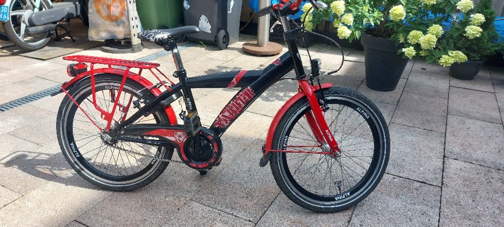 Alpina Yabber   20 inch wielen, Fietsen en Brommers, Fietsen | Jongens, Ophalen, Gebruikt, Velgrem, Handrem