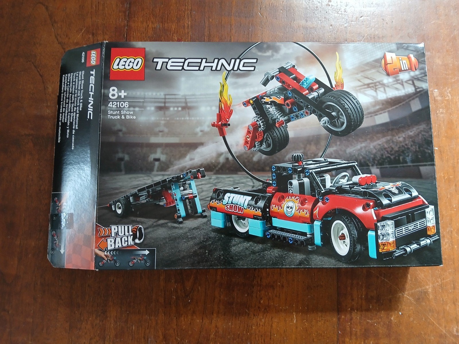 Lego Technic: Truck en motor voor stuntshow (42106), Inclusief instructies, Lego, Ophalen of Verzenden, Zo goed als nieuw