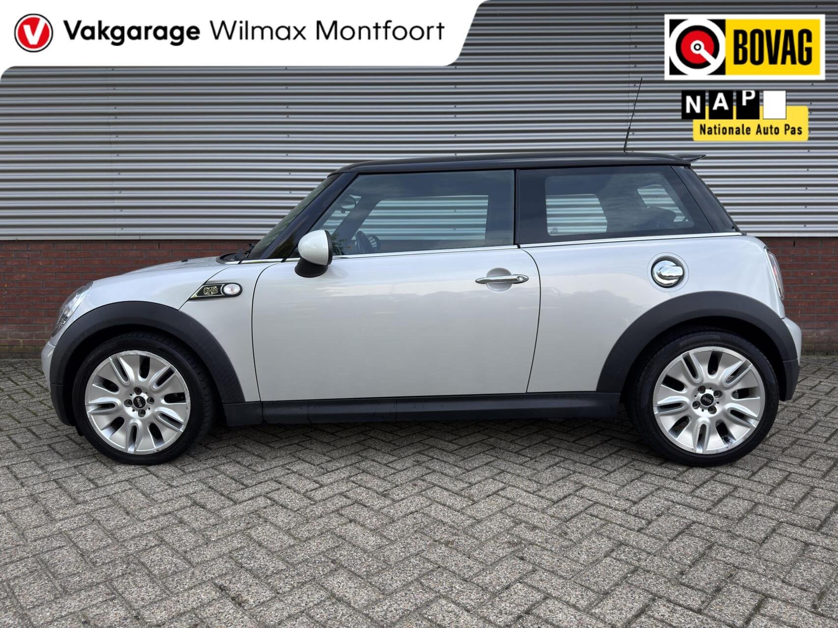Mini 3-Deurs 1.6 Cooper S|Camden|Xenon|Harman/kardon|Airco|C, Auto's, Voorwielaandrijving, Euro 5, Gebruikt, Zwart