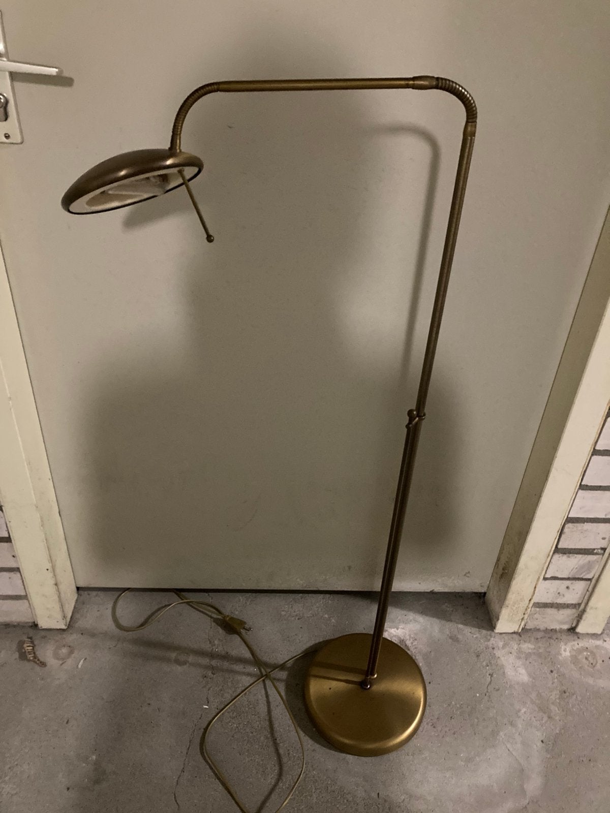 Staande vloerlamp leeslamp antiek goud brons ophalen zsm, Ophalen