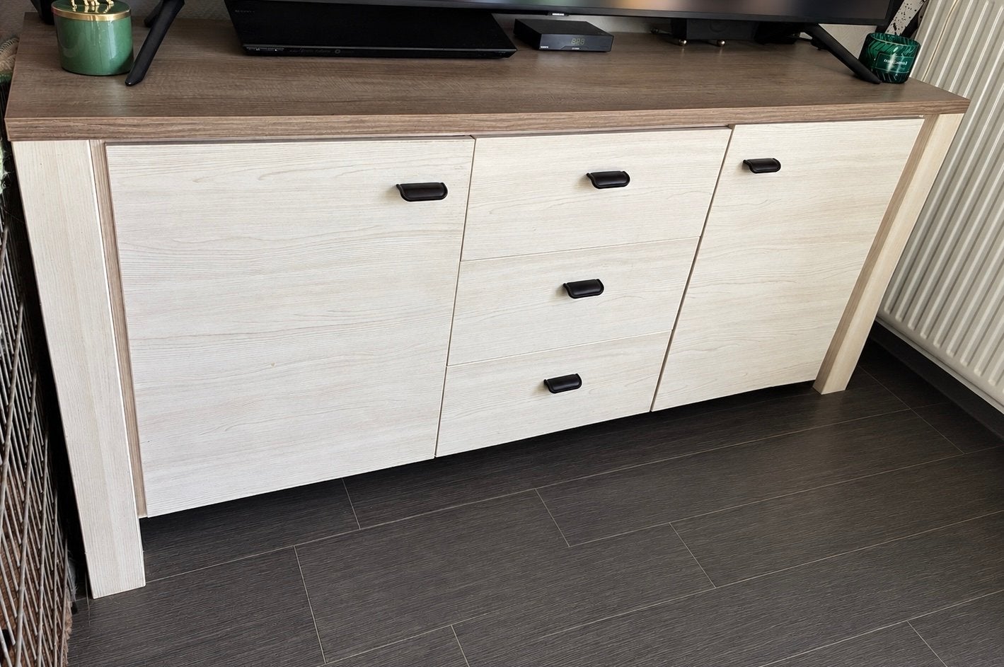 Dressoir Lynn - wit - 84x170x50 cm, Ophalen, 150 tot 200 cm, Met lade(s), Zo goed als nieuw