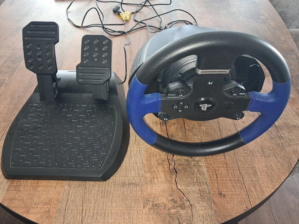 Racestuur PS4 of PS5, Spelcomputers en Games, Spelcomputers | Sony PlayStation Portables | Accessoires, Ophalen of Verzenden, Zo goed als nieuw