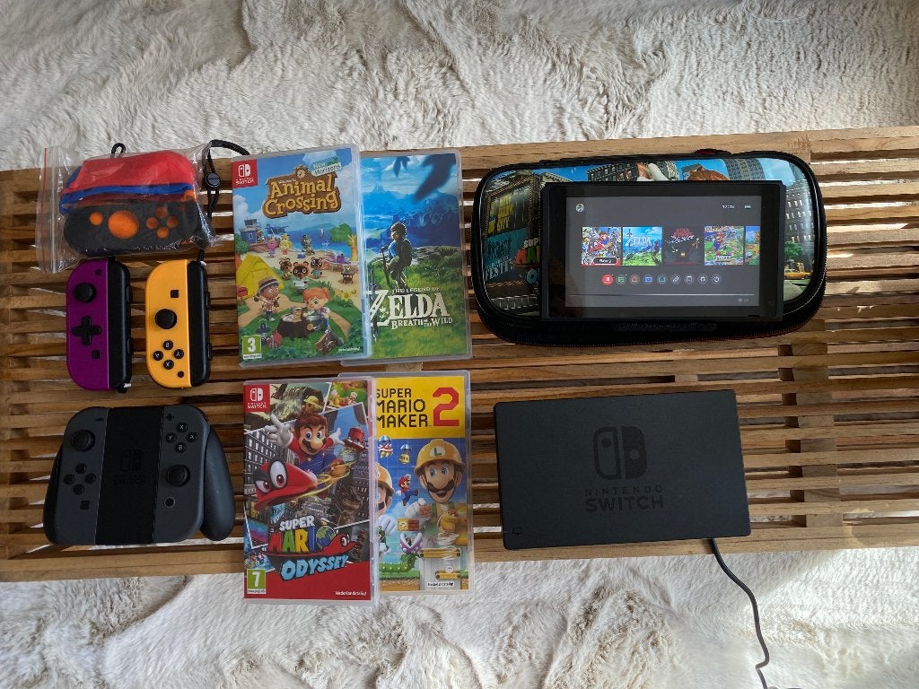 Nintendo Switch + Toebehoren, Met games, Ophalen of Verzenden, Zo goed als nieuw, Switch Original
