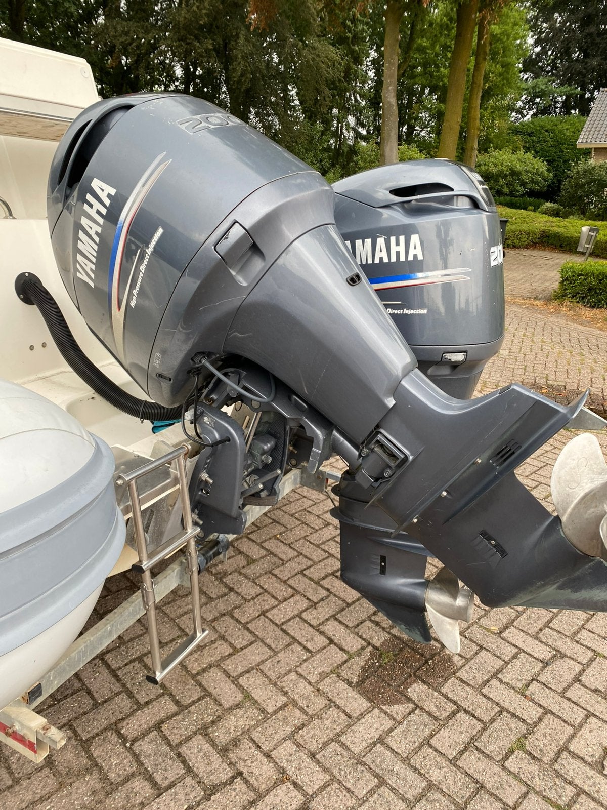 Set van 2  Yamaha Outboards 200pk  235 uur op de klok, Watersport en Boten, Ophalen, Elektrische start, Zo goed als nieuw, Benzine