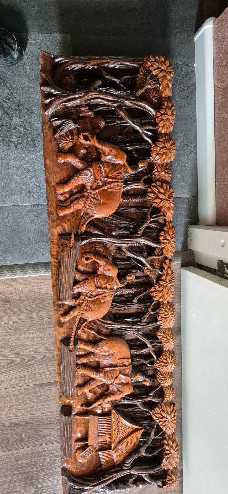 Uniek handgesneden houten paneel met olifanten en scène, Ophalen