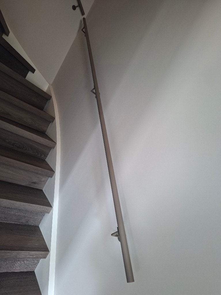2 trapleuningen nieuw in verpakking, Ophalen, Nieuw