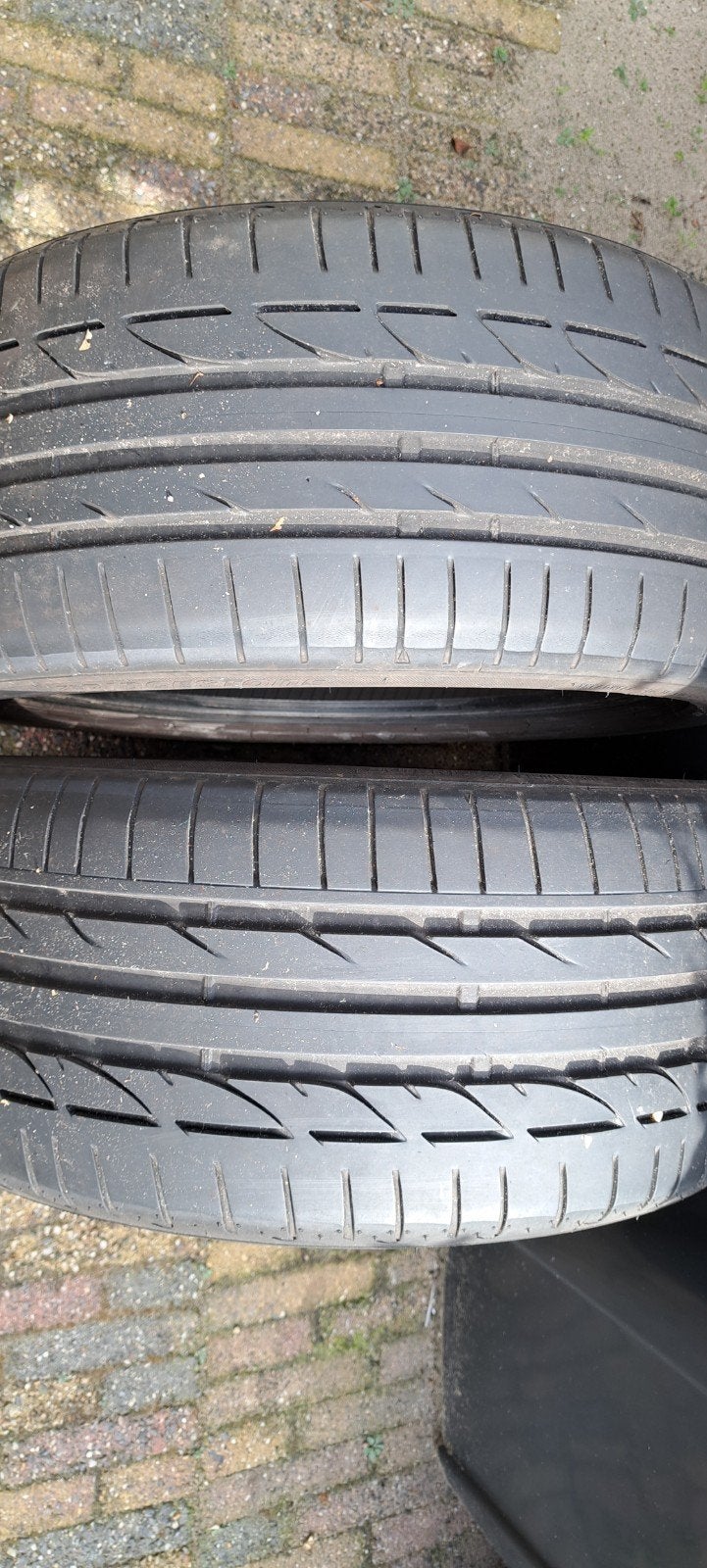 mercedes banden 245-40-18 2x, Ophalen, Mercedes-Benz