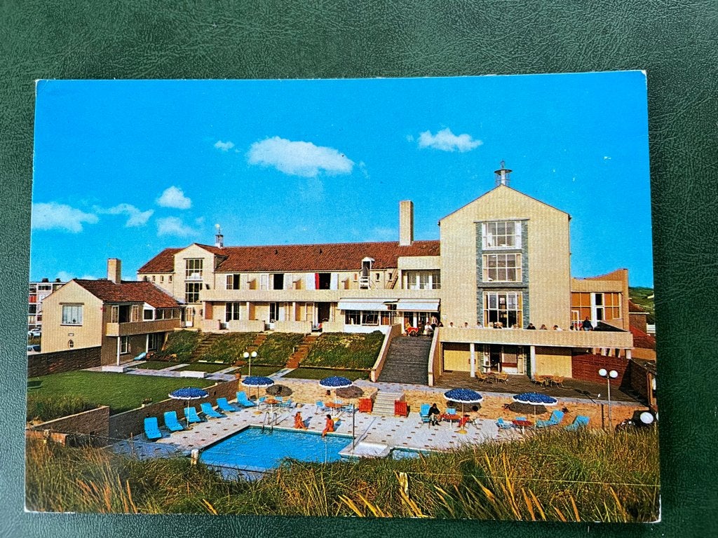 ansichtkaart van Bergen aan Zee ; Hotel Nassau-Bergen 2., Verzenden, 1980 tot heden, Noord-Holland