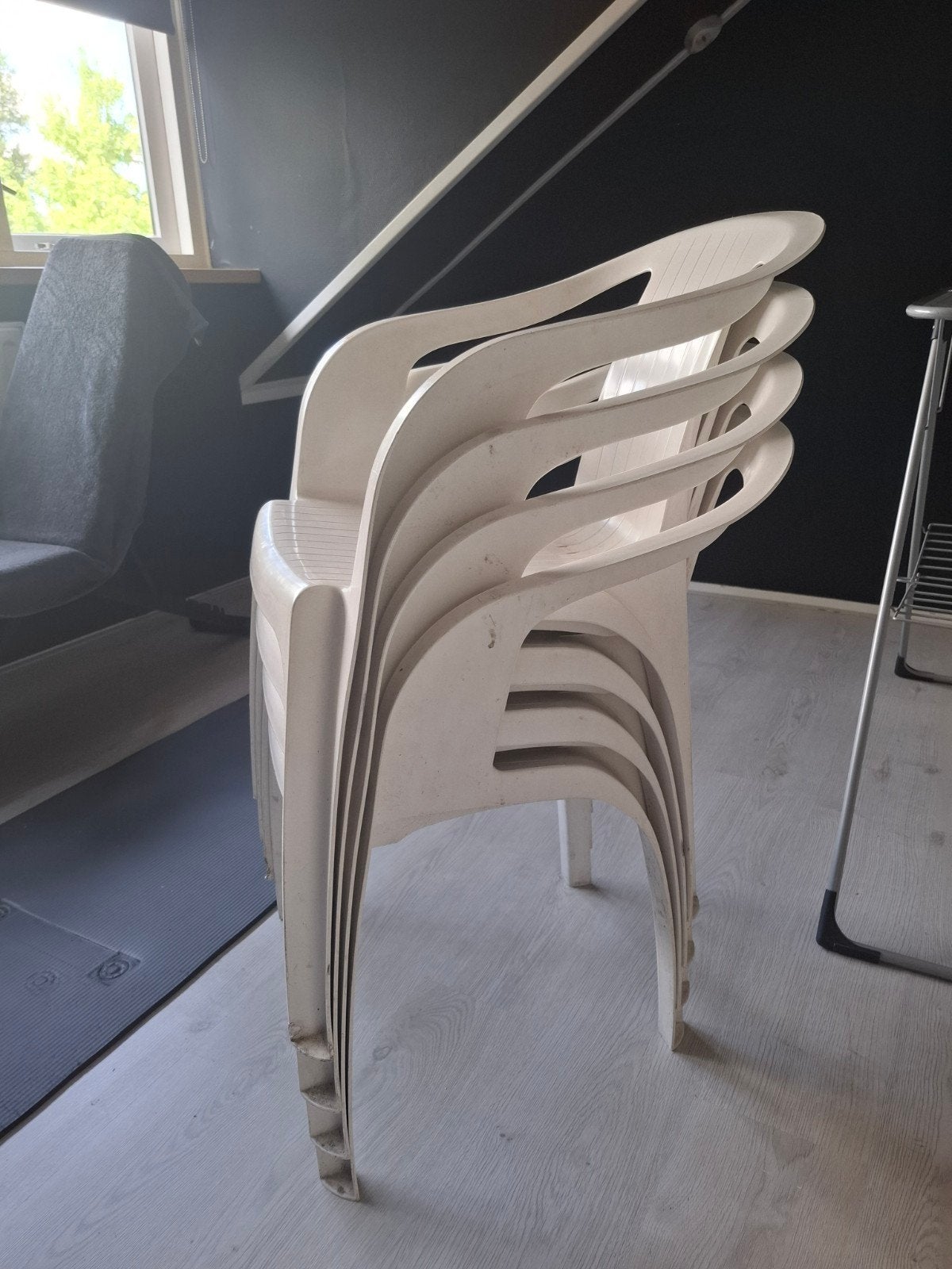 4 witte tuinstoelen, Tuin en Terras, Tuinstoelen, Ophalen, Gebruikt, Kunststof