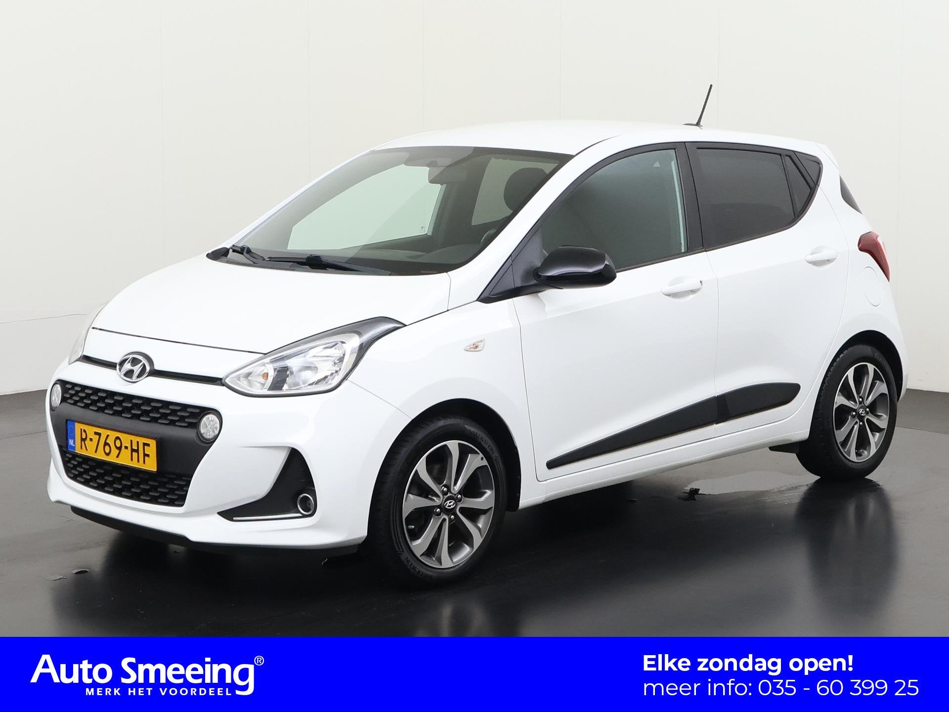 Hyundai i10 1.0i Comfort 5p Automaat | Navigatie | Stoelverw, 12 maanden, Gebruikt, 936 kg, Wit
