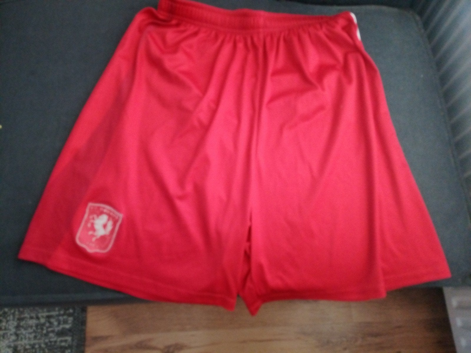 fc Twente korte broek en 2 fc Twente training jassen, Ophalen of Verzenden, Gebruikt, F.C. Twente, Overige typen