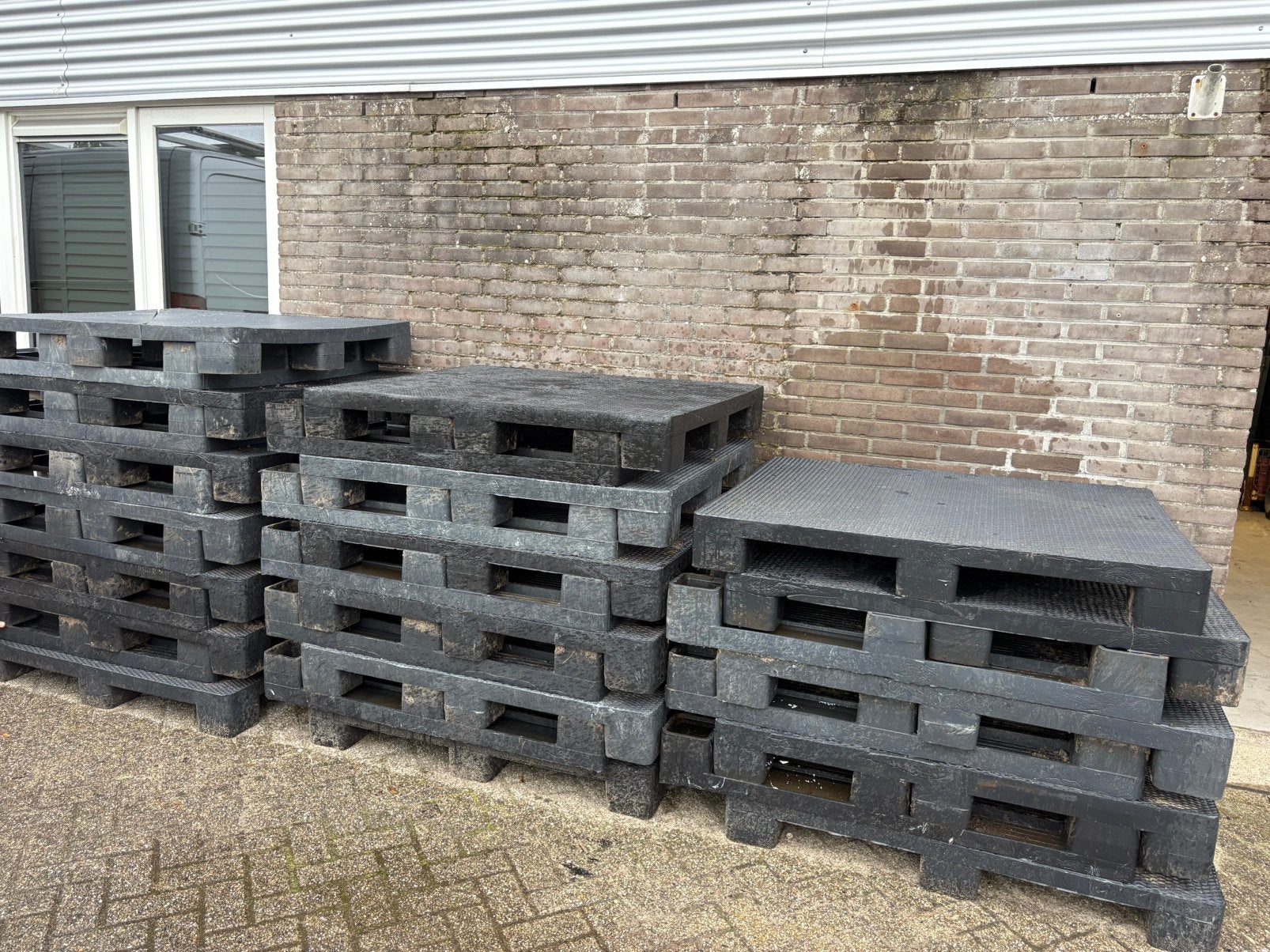Kunstof pallets 30 stuks, Ophalen, Gebruikt, 100 cm of meer, 60 cm of meer