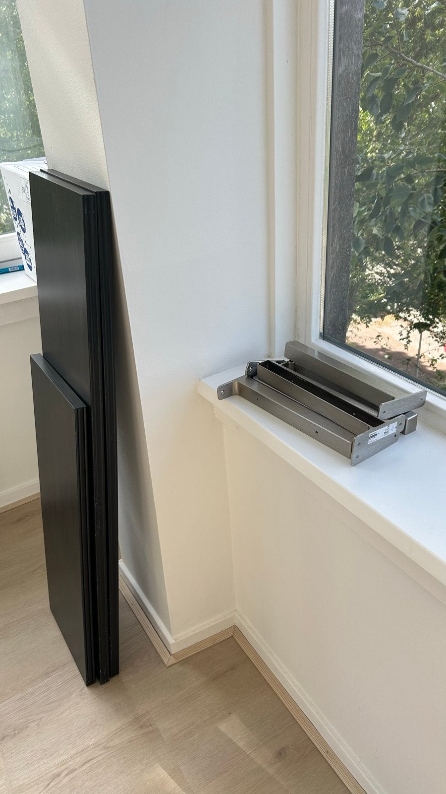 IKEA BERGSHULT Planken met GRANHULT Plankhouders, Huis en Inrichting, Ophalen, Zo goed als nieuw