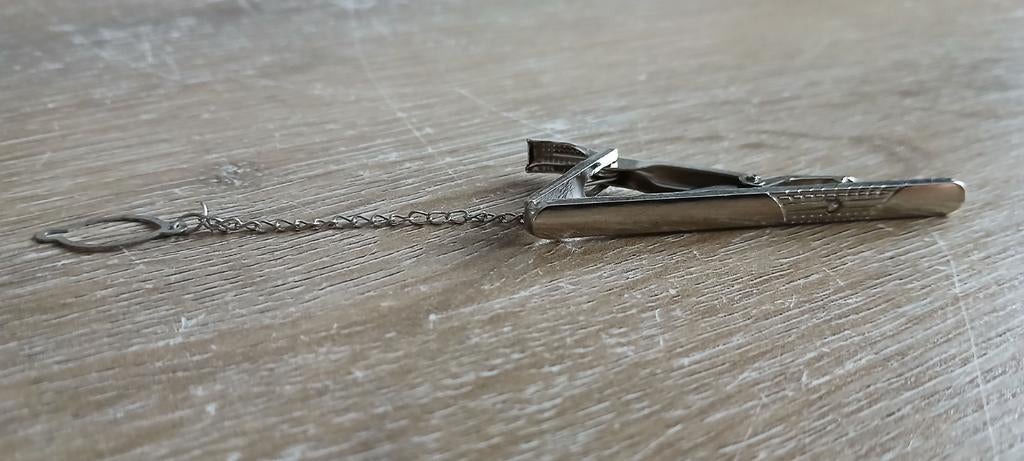 Stropdas speld Stropdasclip met knoopketting dasspeld tie, Ophalen of Verzenden, Zo goed als nieuw, Overige kleuren, Onbekend
