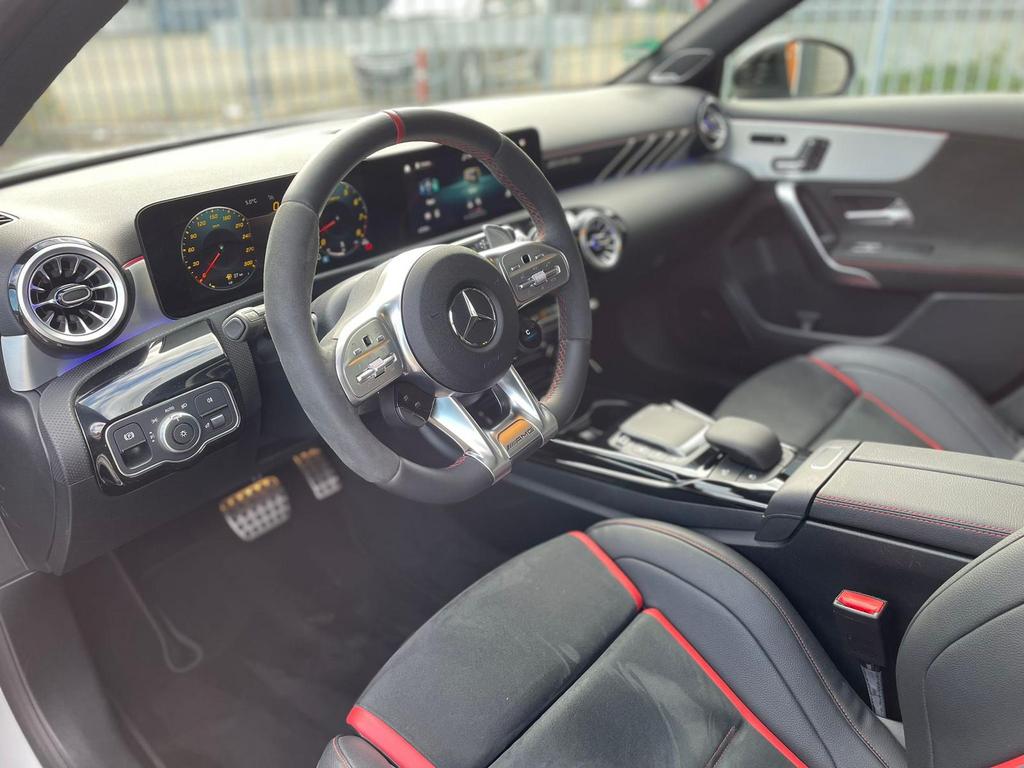 Foto 15 van RS6, RSQ3(2x), RS3, GLC63s, A45s, Golf 8R - App: 0618646980